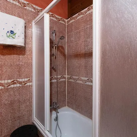 Rurales San Feliz 아파트 *