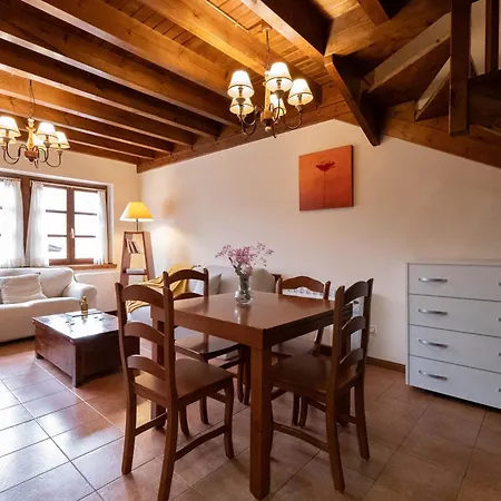 Rurales San Feliz 아파트 *